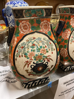 Japanese Imari Style Vases Matching Pair 14 x 10 x 7