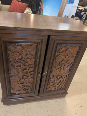 Carved Expandable Bar Cabinet 70x18x40