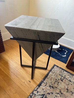 Diamond Sofa Vector Large Accent Table