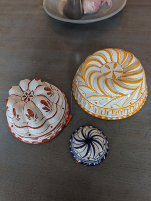 VTG Bassano Ceramic Mold Wall Hanging Hand-Painted Ceramiche Italy- Set of 3