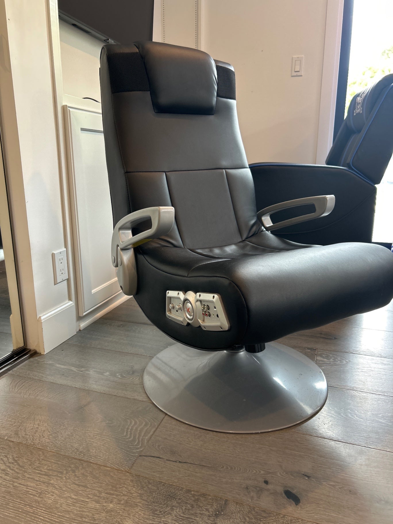 X rocker gaming chair 42 high  27.5 D 25.5 w