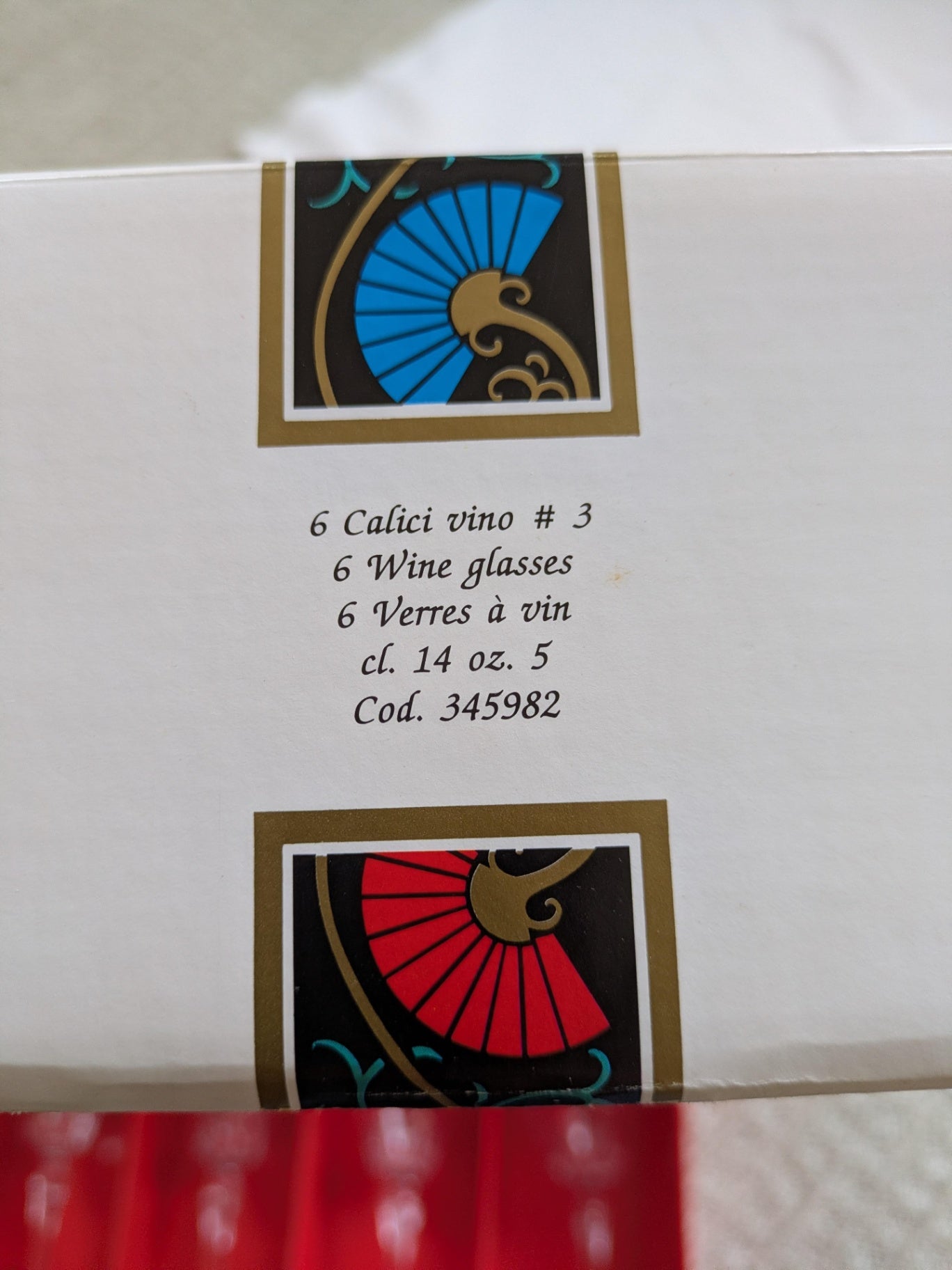 6 Novecento  wine Glasses (in the box)