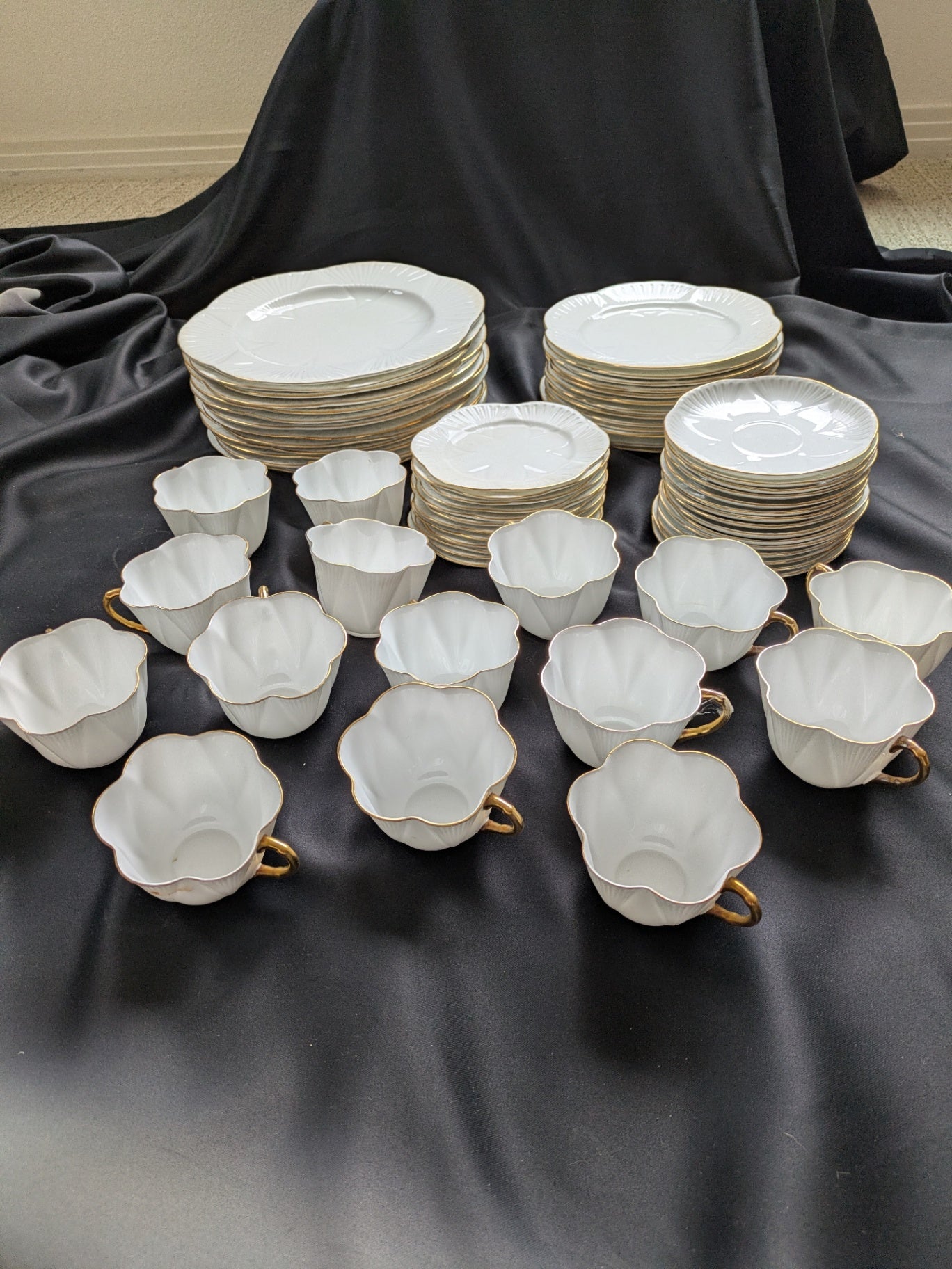Shelley Regency Dainty White Fine Bone China Dinnerware – Service for 13