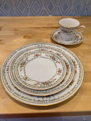 49-Piece Noritake Ivory Homage #7236 China