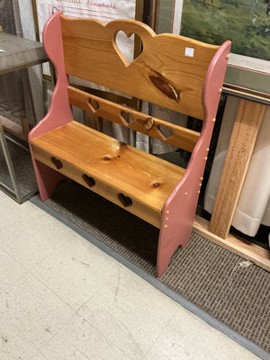 Painted Heart Bench (32x11x36)
