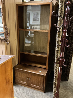 Oak Storage Display Cabinet (32x20x78)