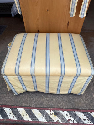 Ottoman With Extra Pillow