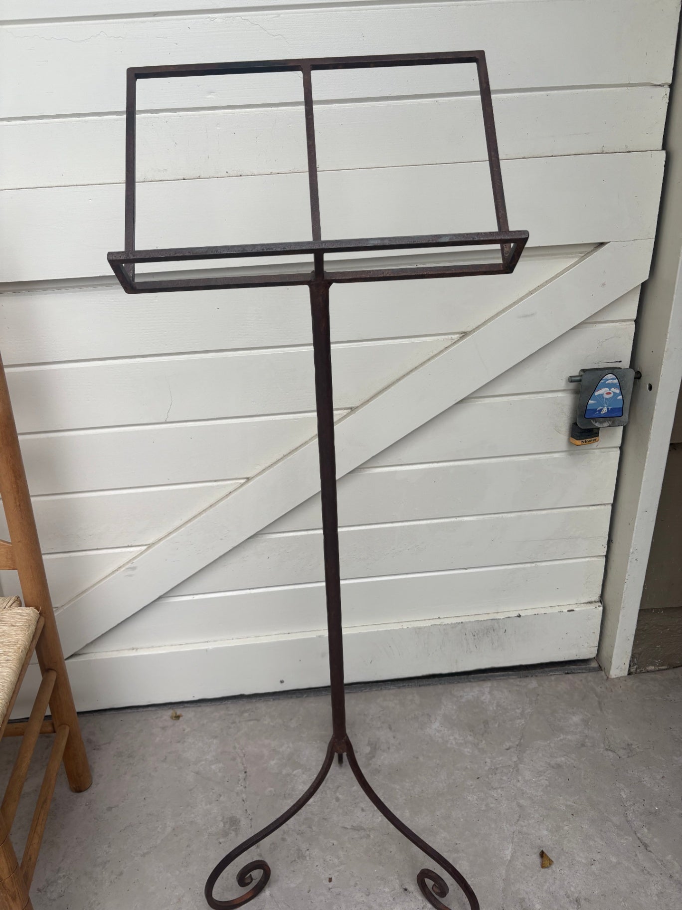 Iron Music Stand 51H x 17W