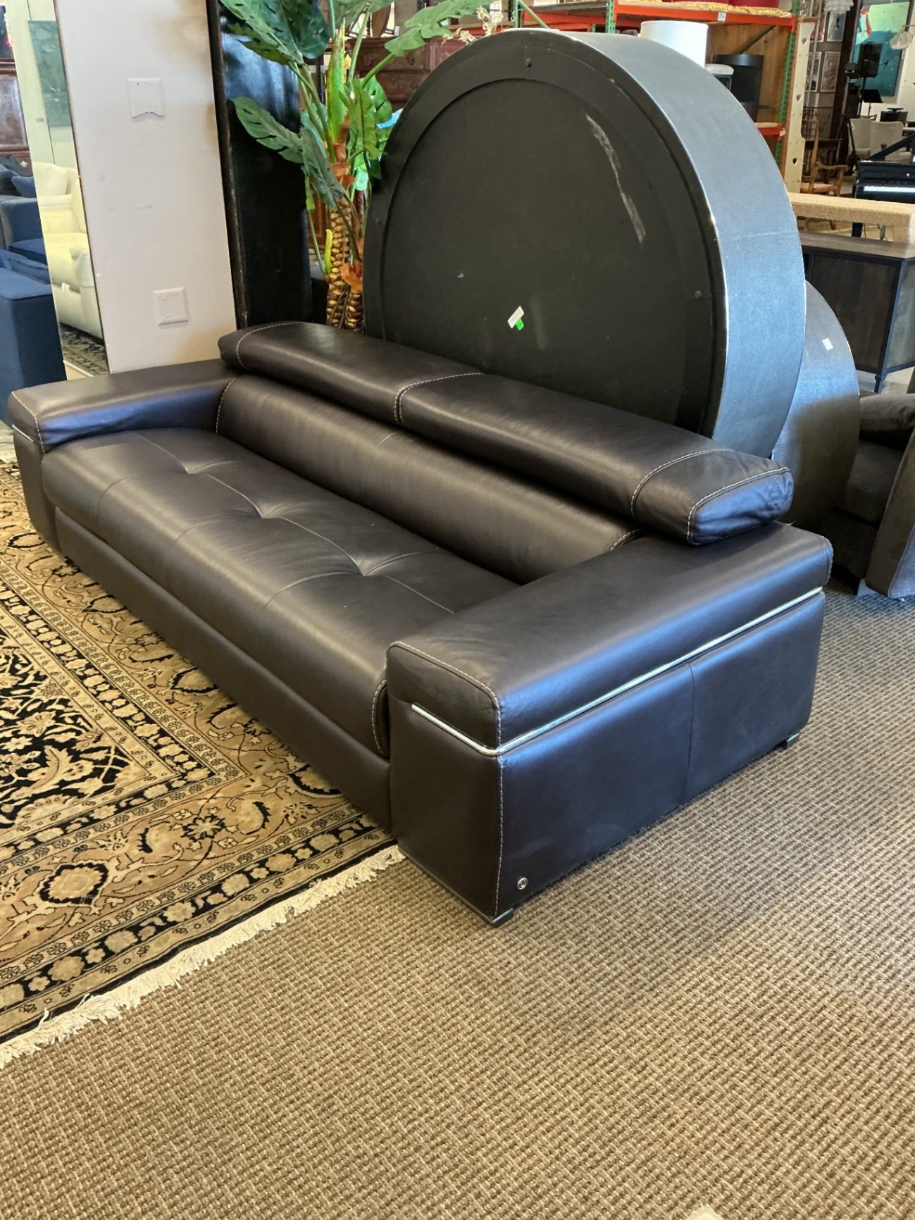 Natuzzi Italia Avana Contemporary Leather Sofa prices 95" W.