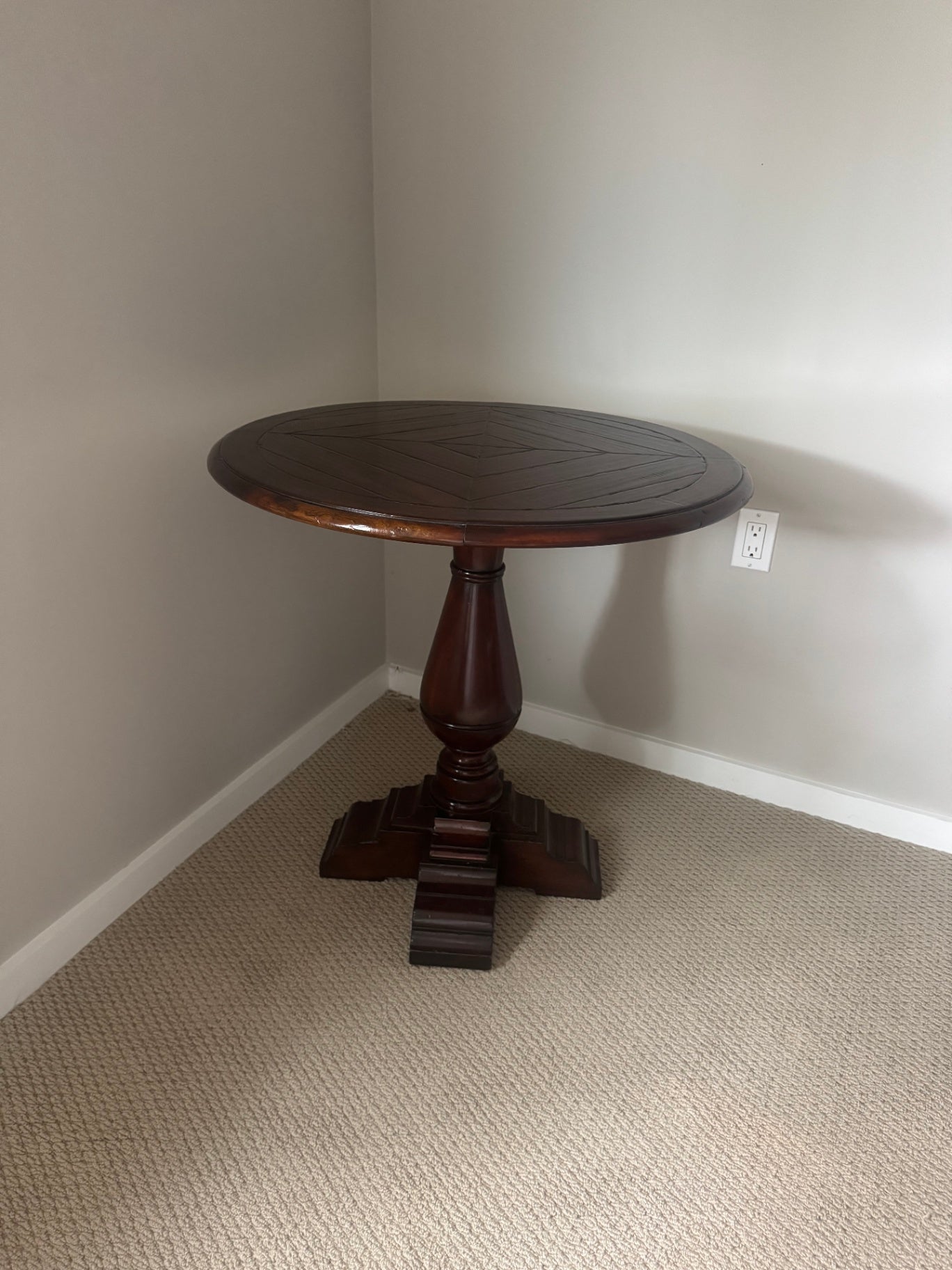 Round Pedestal Side Table 30"W x 30"H