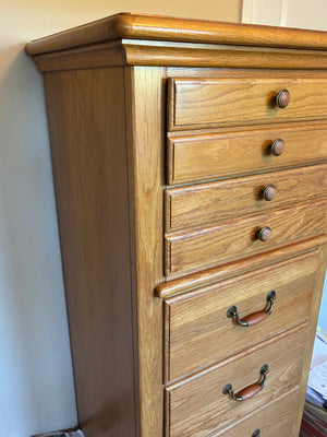 Lexington Oak Lingerie Chest 17x22x37