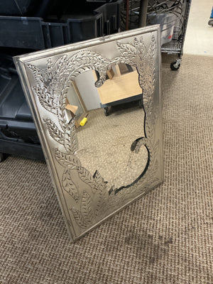 Tin mirror