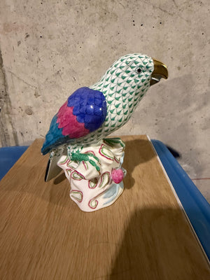 Herend Hungary Hand-Painted Porcelain Parrot Figurine – Model 5031