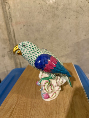 Herend Hungary Hand-Painted Porcelain Parrot Figurine – Model 5031