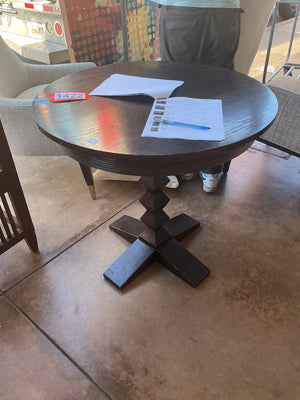 28-Lane Furniture Round Pedestal Side Table  ( 32" x 30")