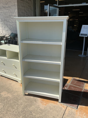 White Wood Bookcase 31x14x54