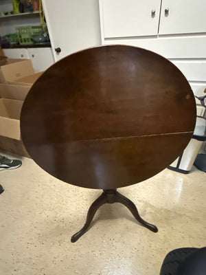 Wooden Tilt Top Table 29x27