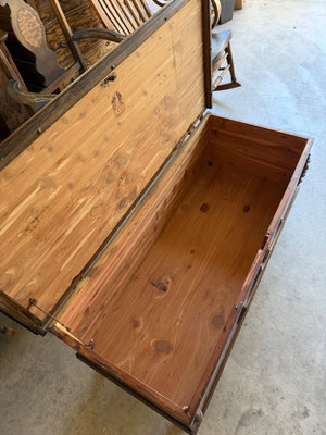 Antique Lane Cedar Chest 43 1/2”x 19”x 20”