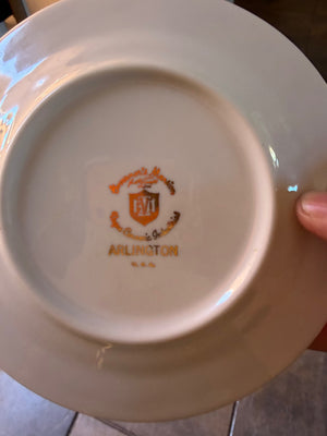 Governor’s Mansion Vogue Ceramic Industries “Arlington” Dinnerware Set Service for 10 (38 Pieces)