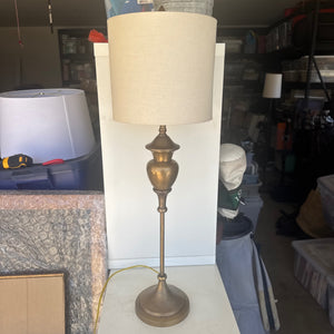 Traditional Table Lamp in Antique Brass Finish with Natural Linen Drum Shade 31"
