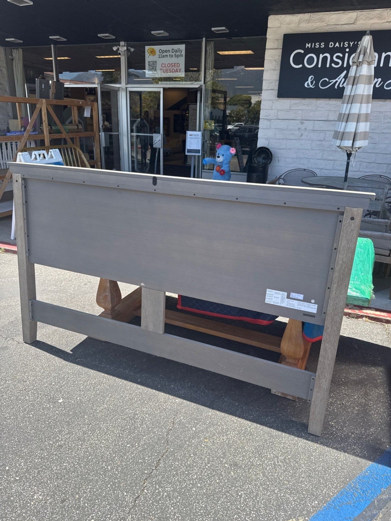 Williams Sonoma Farmhouse King Bed in Gray Wash (No Bedding)