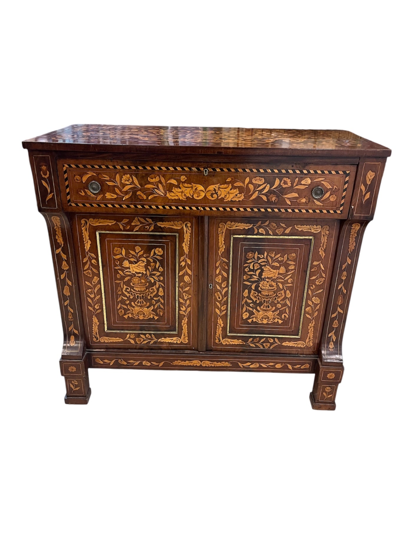 Italian Sorrento Style Marquetry Inlaid Sideboard 37 X 39 X 18