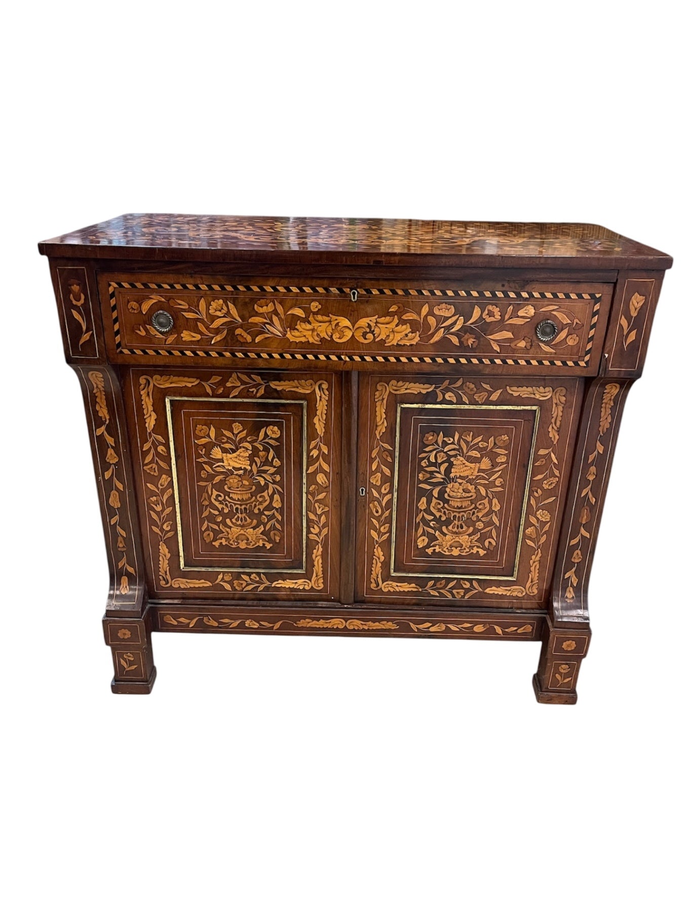 Italian Sorrento Style Marquetry Inlaid Sideboard 37 X 39 X 18