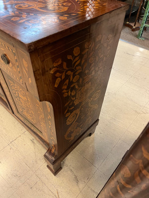 Italian Sorrento Style Marquetry Inlaid Sideboard 37 X 39 X 18