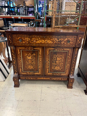 Italian Sorrento Style Marquetry Inlaid Sideboard 37 X 39 X 18