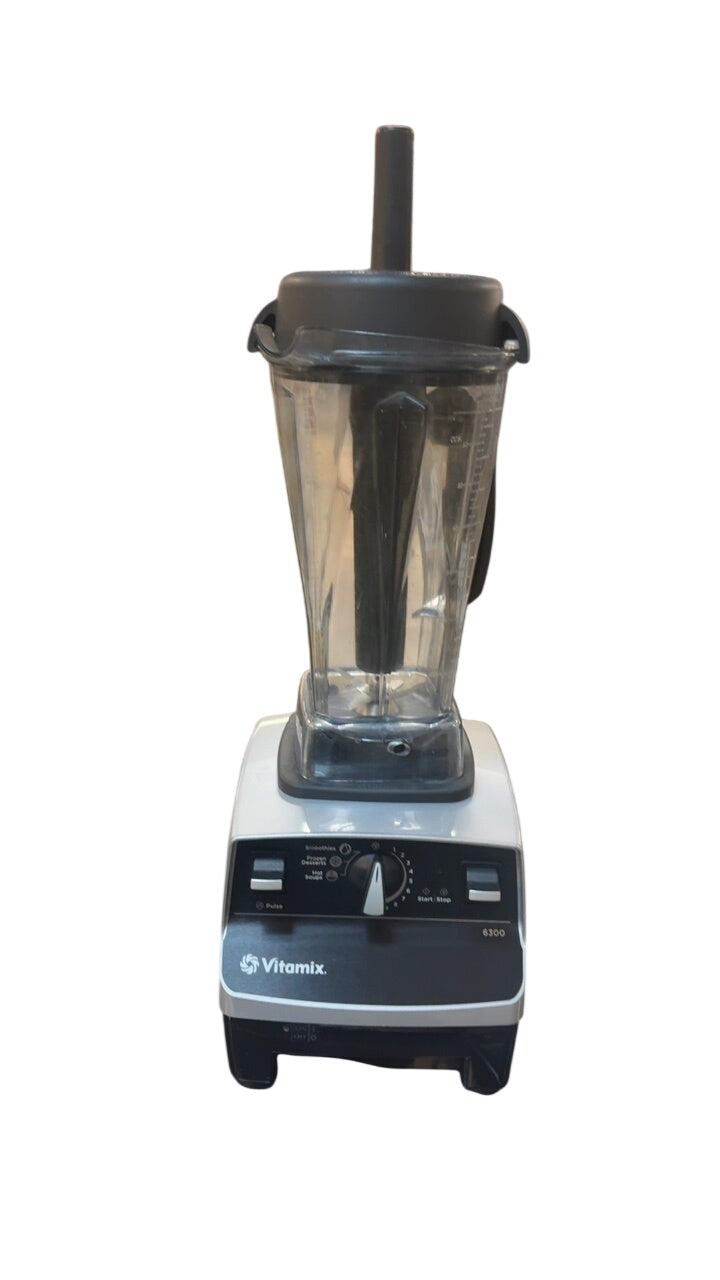 Vitamix 6300 Professional Blender – 64-Oz Container, Variable Speed, Pulse & Tamper