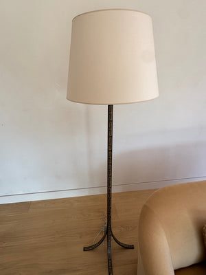 John Rosselli “Makis” Floor Lamp for Visual Comfort (Visual Comfort) — Black with Gold Greek Key Accents, 68.5 