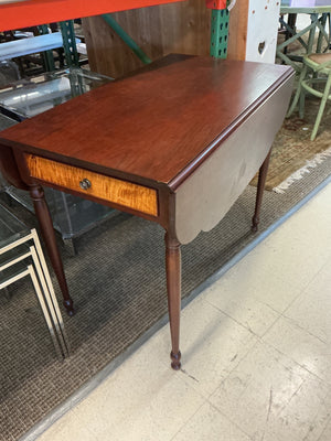 D. R. Dimes Cherry Drop Leaf Dining Table 41 x 37 x 29