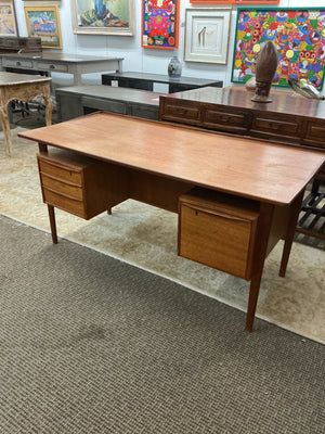 1960's Peter Lovig Nielsen Danish Modern Floating Top Executive Desk  28x60x29