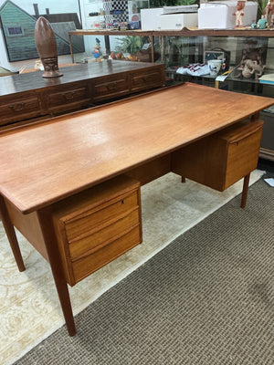 1960's Peter Lovig Nielsen Danish Modern Floating Top Executive Desk  28x60x29
