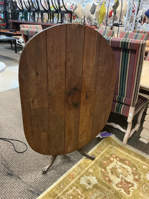 19th-century French country walnut tilt-top 44.5x32