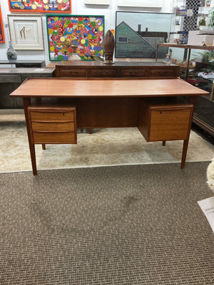 1960's Peter Lovig Nielsen Danish Modern Floating Top Executive Desk  28x60x29