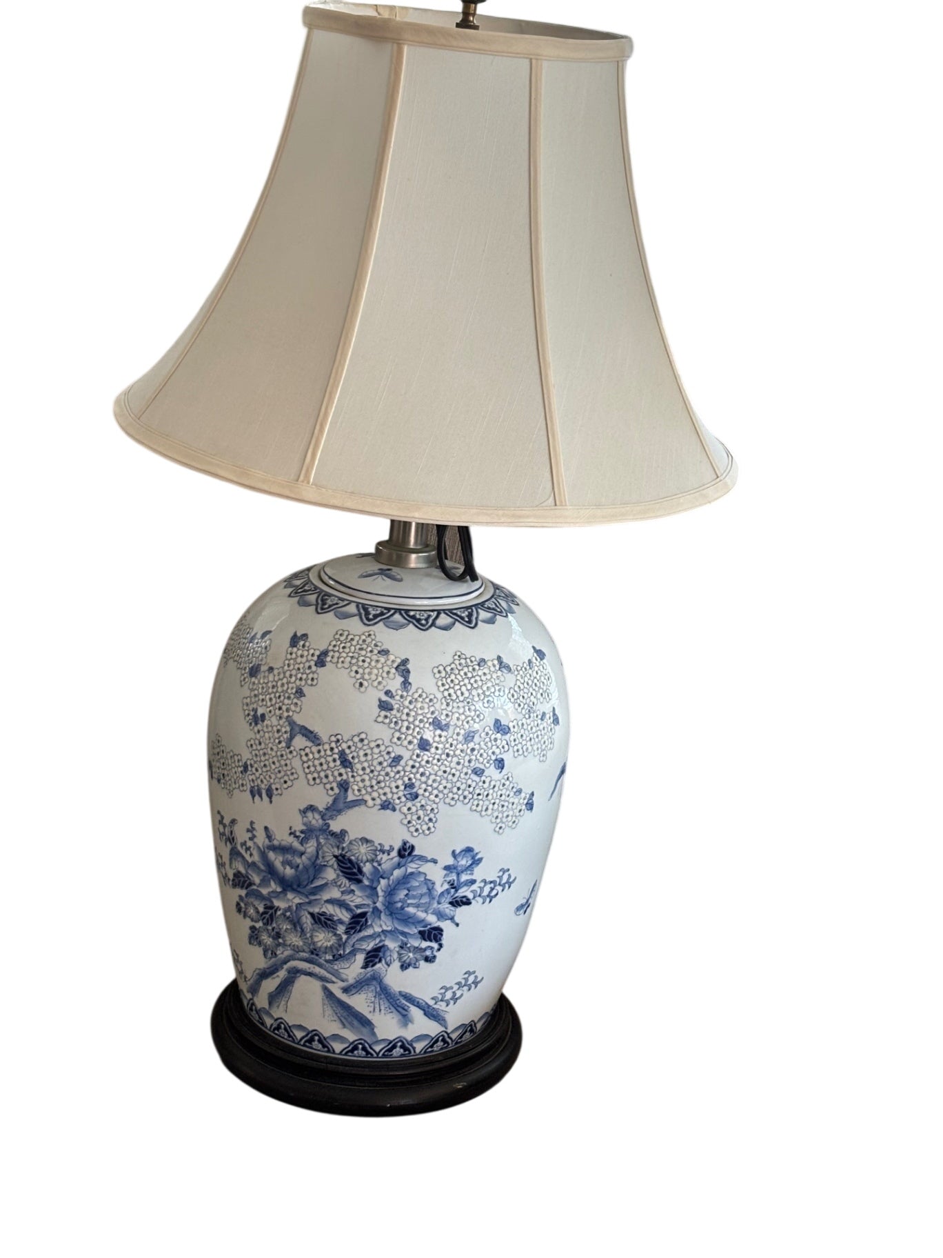 Blue and White Chinoiserie Ginger Jar Table Lamp