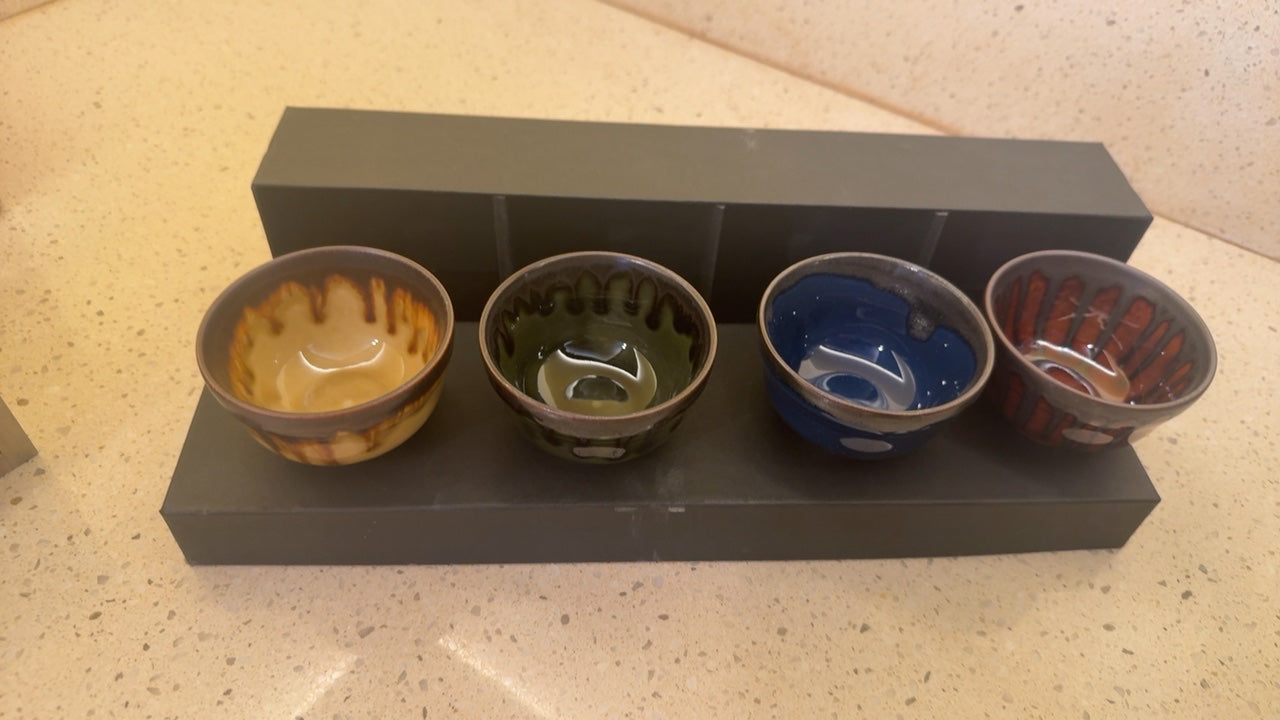 Set of 4 Box Tea Cups (Unsigned)