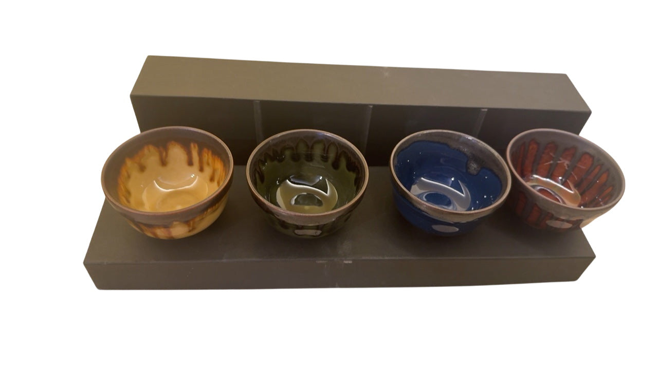 Set of 4 Box Tea Cups (Unsigned)
