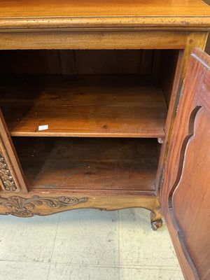 French Provincial Arles Dresser Hutch 64x18x80