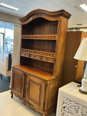 French Provincial Arles Dresser Hutch 64x18x80