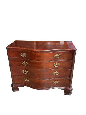 Baker Historic Charleston Chippendale Mahogany Dresser 42 x 20 x 33