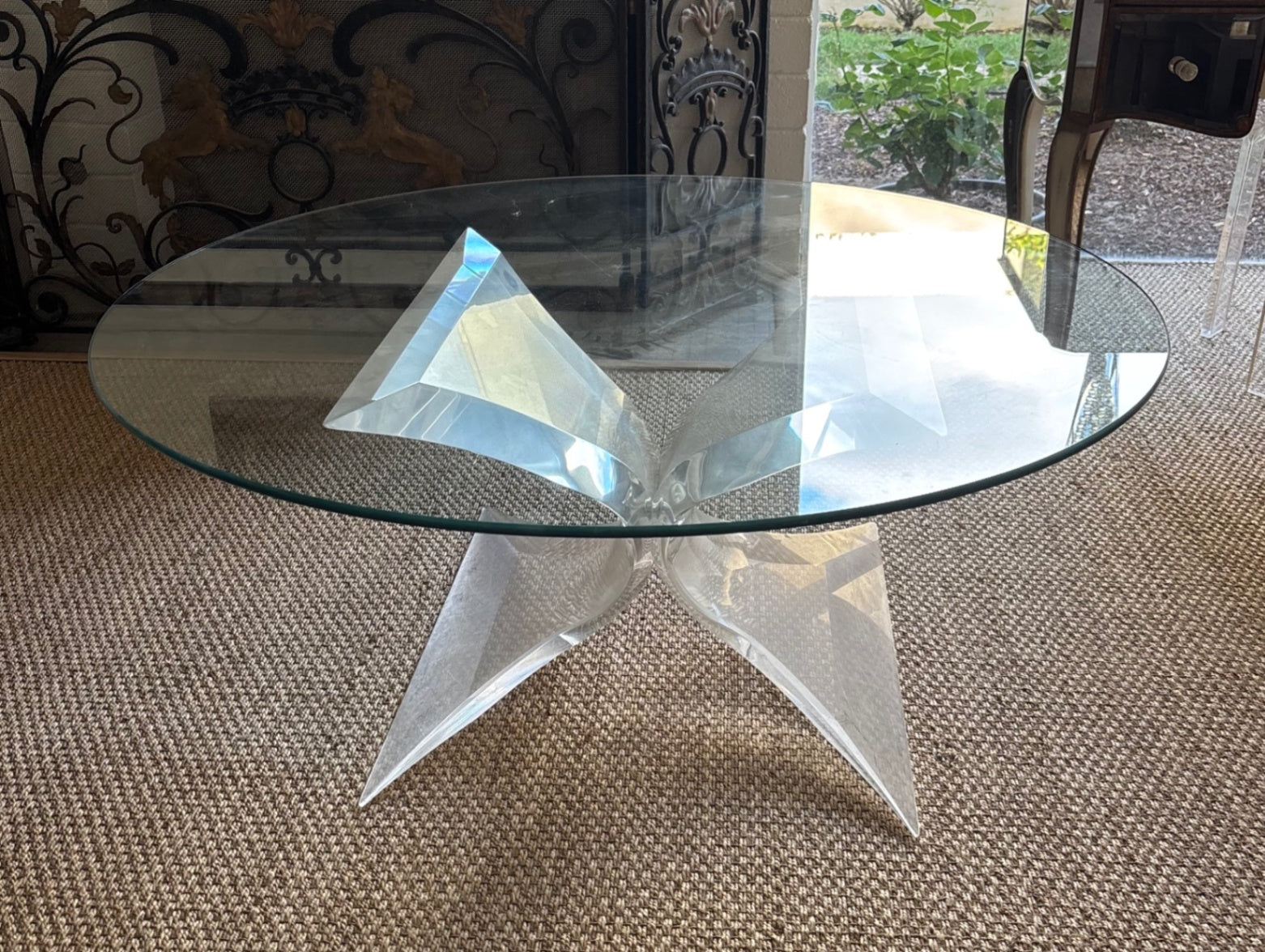 Charles Hollis Jones Attributed Lucite Round Coffee Table 40x22