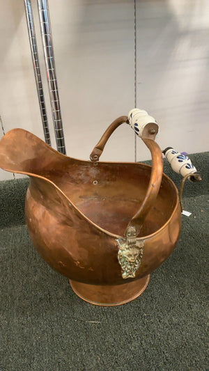Vintage Copper Coal Scuttle Fireplace Bucket with Brass Lion-Head Mounts and Blue-and-White Delft-Style Porcelain Handle Grips