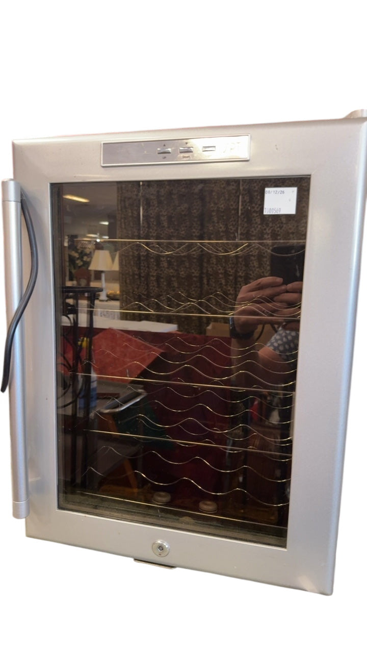 SPT Electric Wine Cooler