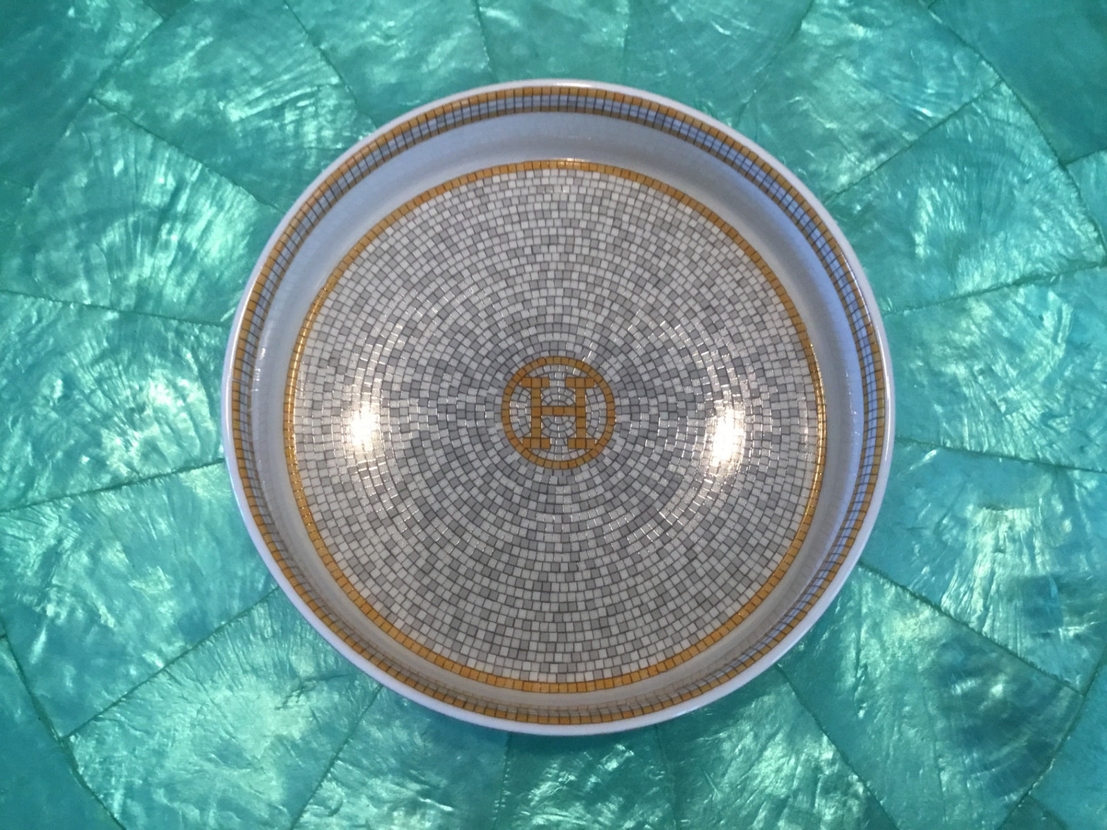 Hermès Mosaique au 24 Gold Ceramic Champagne/Wine Bottle Coaster with Central “H” Medallion (5 in Diameter)