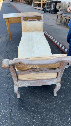 French-Style Carved Wood Upholstered Daybed / Bench With Pillows 23 x 80 x 33