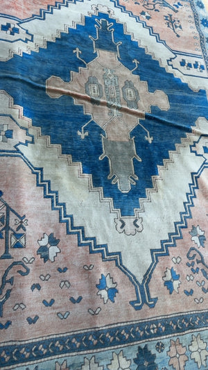 Turkish/Anatolian Hand-Knotted Wool Rug 142“ x 92“