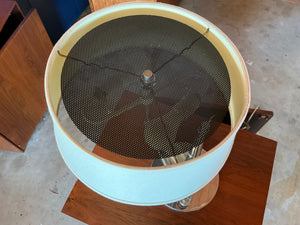 Articulating Swing-Arm Table Lamp