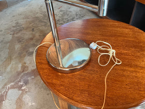 Articulating Swing-Arm Table Lamp